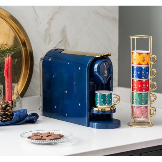 NMAGIC004 Bialetti کۆمەڵێک کوپ کە دیزاینێکی سەرنجڕاکێشیان بۆ کراوە و ستاندێکی زێڕینیان لەسەرە